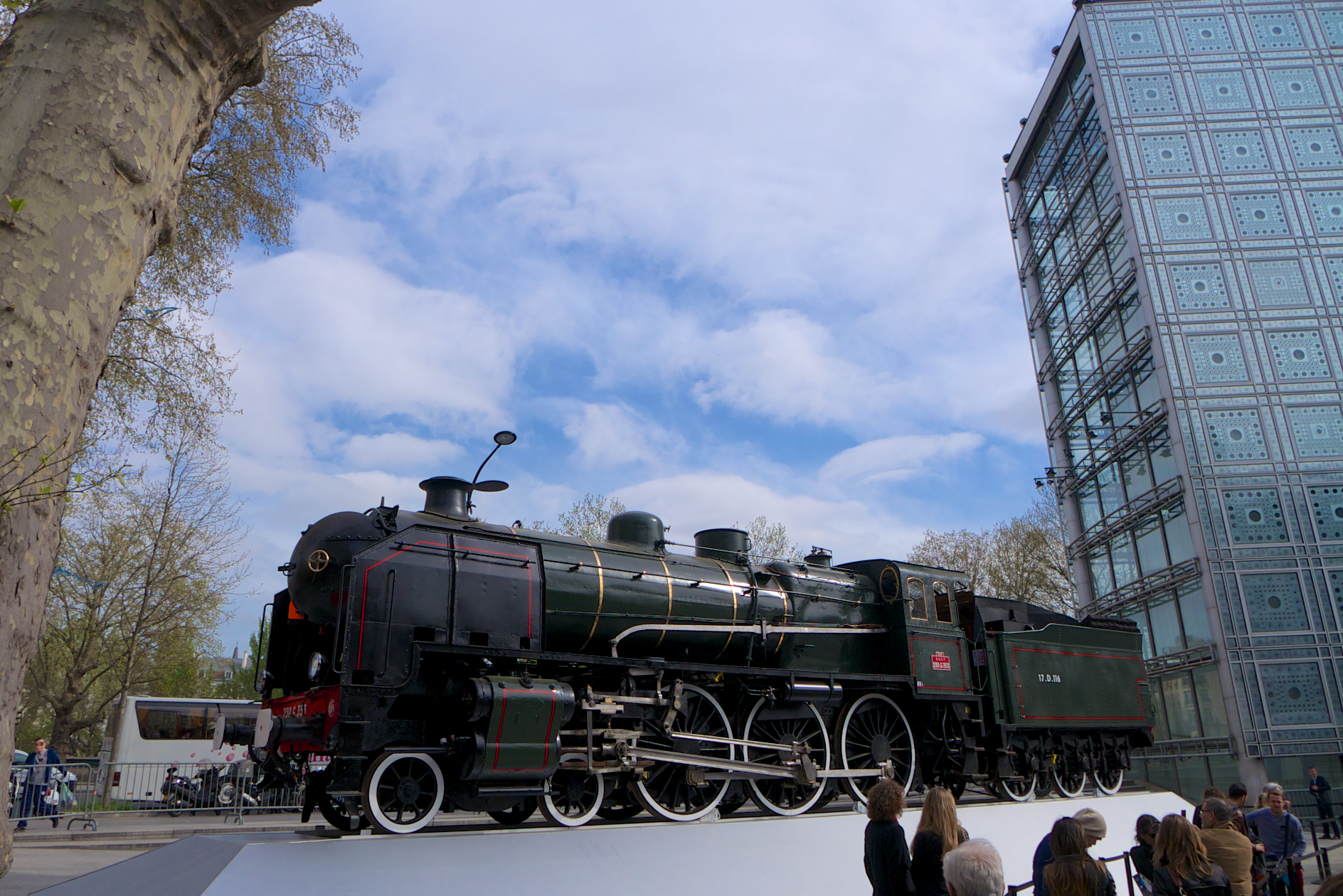 La Locomotive 230 G 353 à l'exposition 