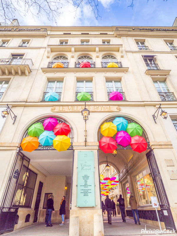 Umbrella Sky Project au Village Royal à Paris