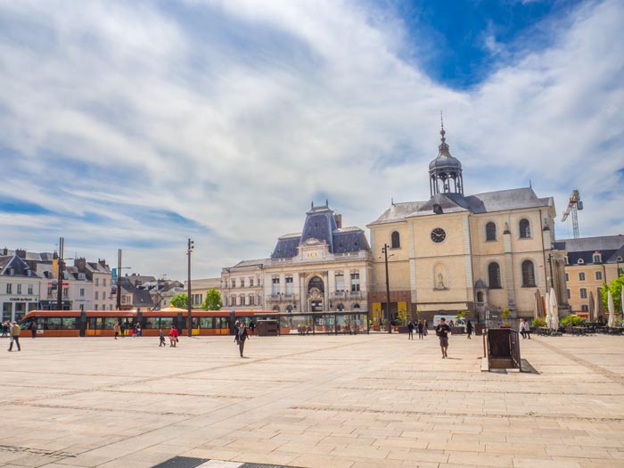 Place de la République au Mans